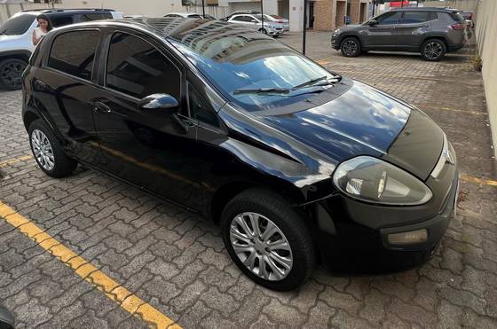 FIAT PUNTO 1.4 ATTRACTIVE 8V FLEX 4P MANUAL